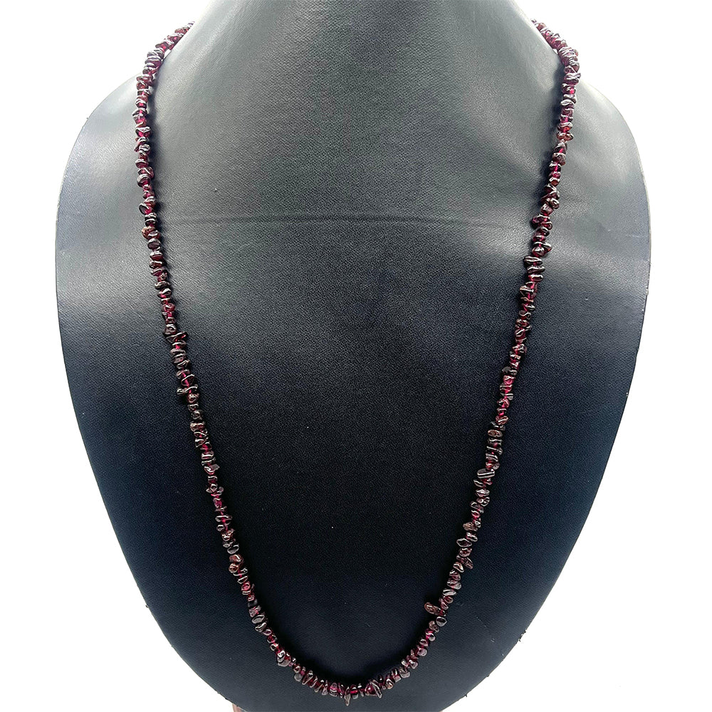 Korále Náhrdelník s Červeným Granátem - Karátové číslo: 230.06. přibližná hmotnost: 46.01 gramů