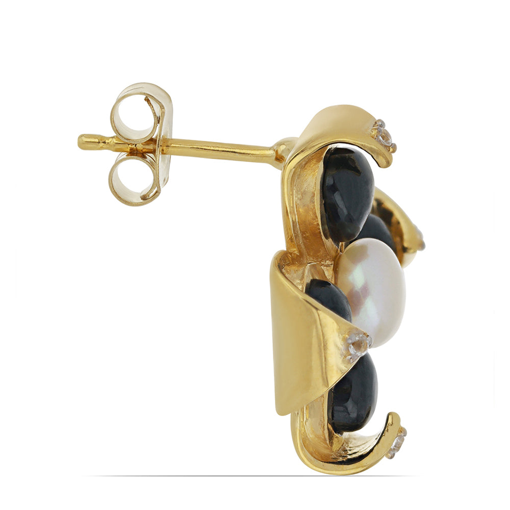 Pozlacené Stříbrné Náušnice s Černým Suwarským Onyxem a Bílou Sladkovodní Perlou