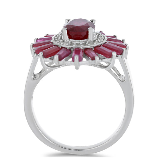 Stříbro 925/1000 - Prsten s Madagaskarským Rubínem a Bílým Topazem - Karátové číslo: 5.08. přibližná hmotnost: 6.43 gramů