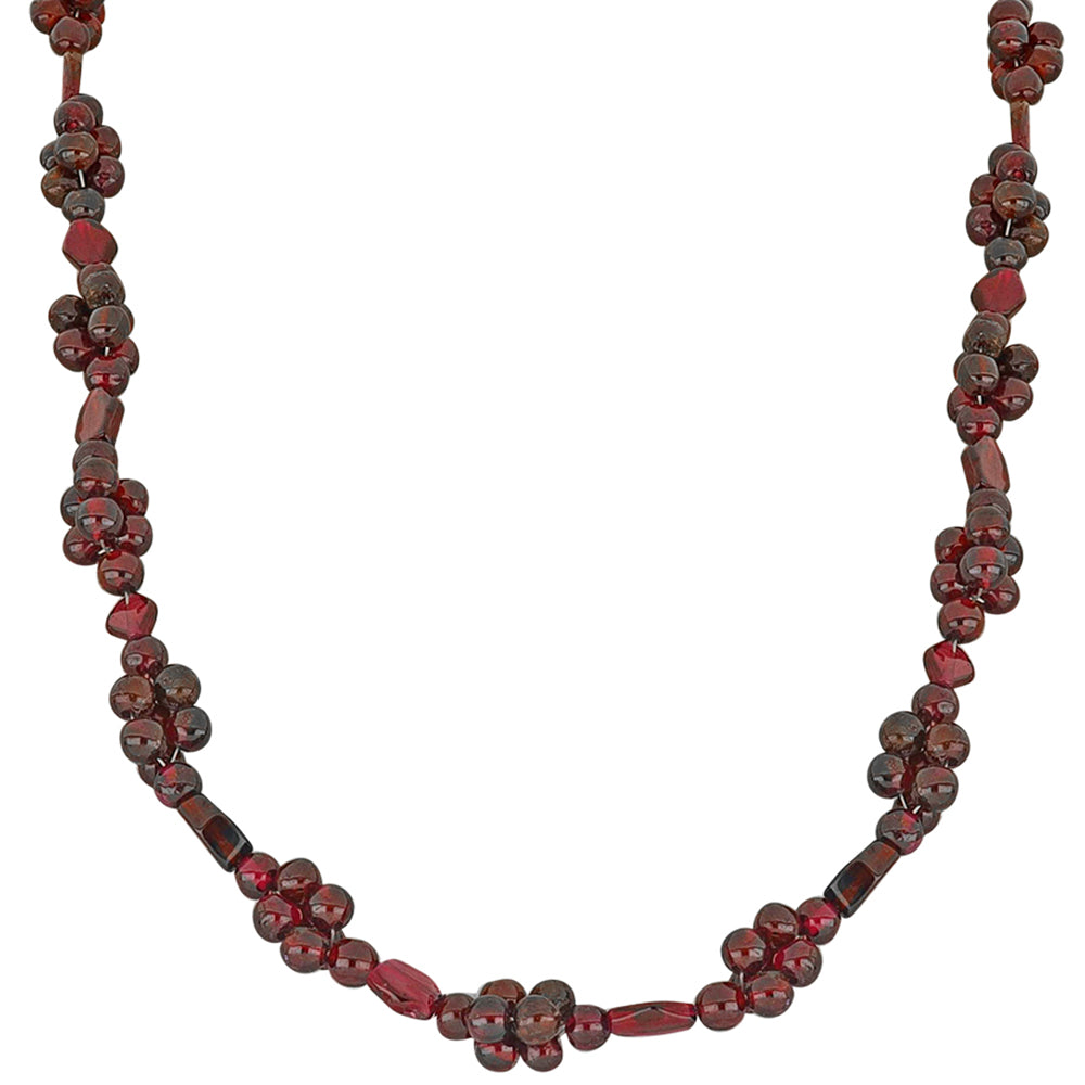 Stříbro 925/1000 - Náhrdelník s Bartonským Granátem - Karátové číslo: 142.1. přibližná hmotnost: 29.42 gramů