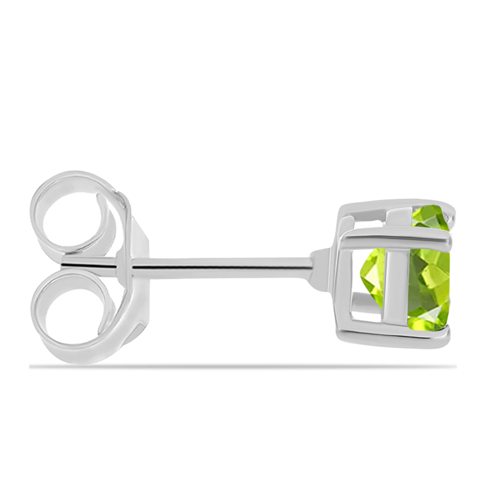 Stříbro 925/1000 Náušnice s Čchang-pajským Peridotem - Karátové číslo: 1.05. přibližná hmotnost: 1.2 gramů
