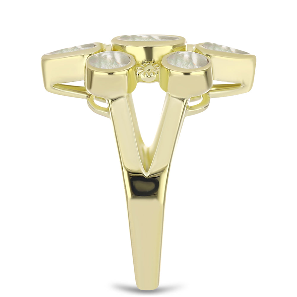 Pozlacené Stříbro 925/1000 - Prsten s Lasturou - Karátové číslo: 3.46. přibližná hmotnost: 5.81 gramů