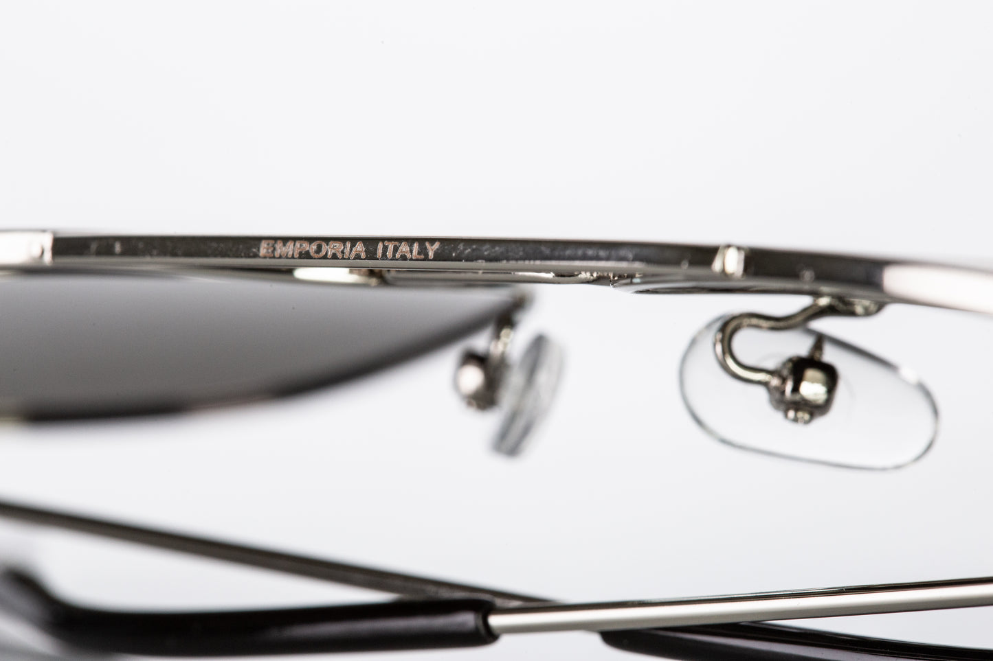 Emporia Italy - série Aviator "SLUNEČNÍ PAPRSKY", polarizované sluneční brýle s pevným pouzdrem a čisticím hadříkem, oranžové čočky, obroučky zlaté barvy