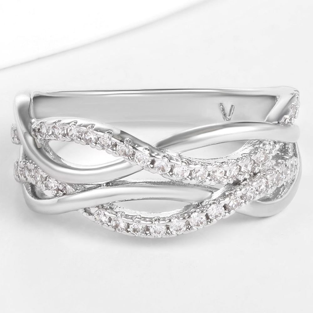 Pozlacená slitina - Prsten s Bílým Emporia® Křišťálem přibližná hmotnost: 10 gramů 1 