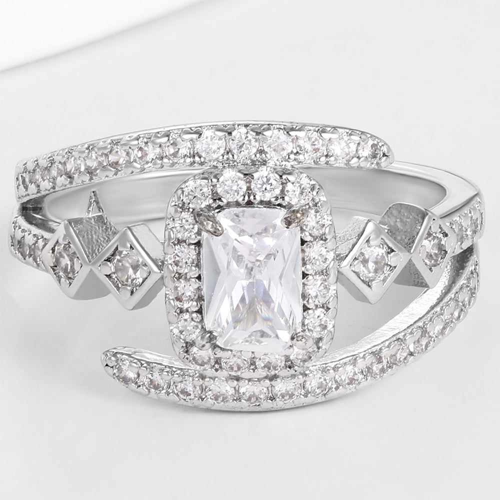 Pozlacená slitina - Prsten s Bílým Emporia® Křišťálem přibližná hmotnost: 10 gramů