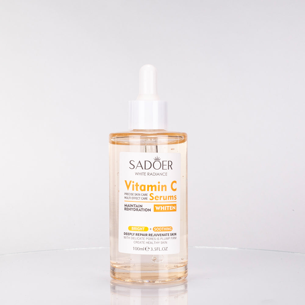 SADOER hydratační pleťové sérum s vitaminem C pro rozjasnění a sjednocení tónu pleti