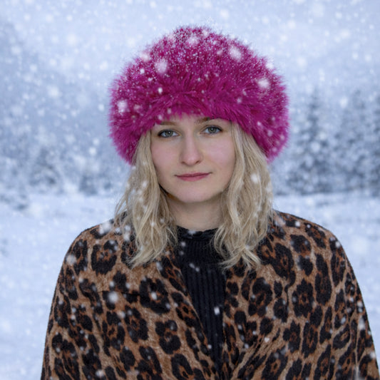 Růžová zimní čepice z umělé kožešiny – univerzální velikost