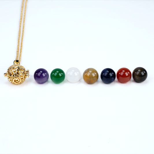 Pozlacená slitina - Sada s Ametystem a Lapisem Lazuli - Karátové číslo: 55.5. přibližná hmotnost: 11.1 gramů ( Náhrdelník+Přívěsek )