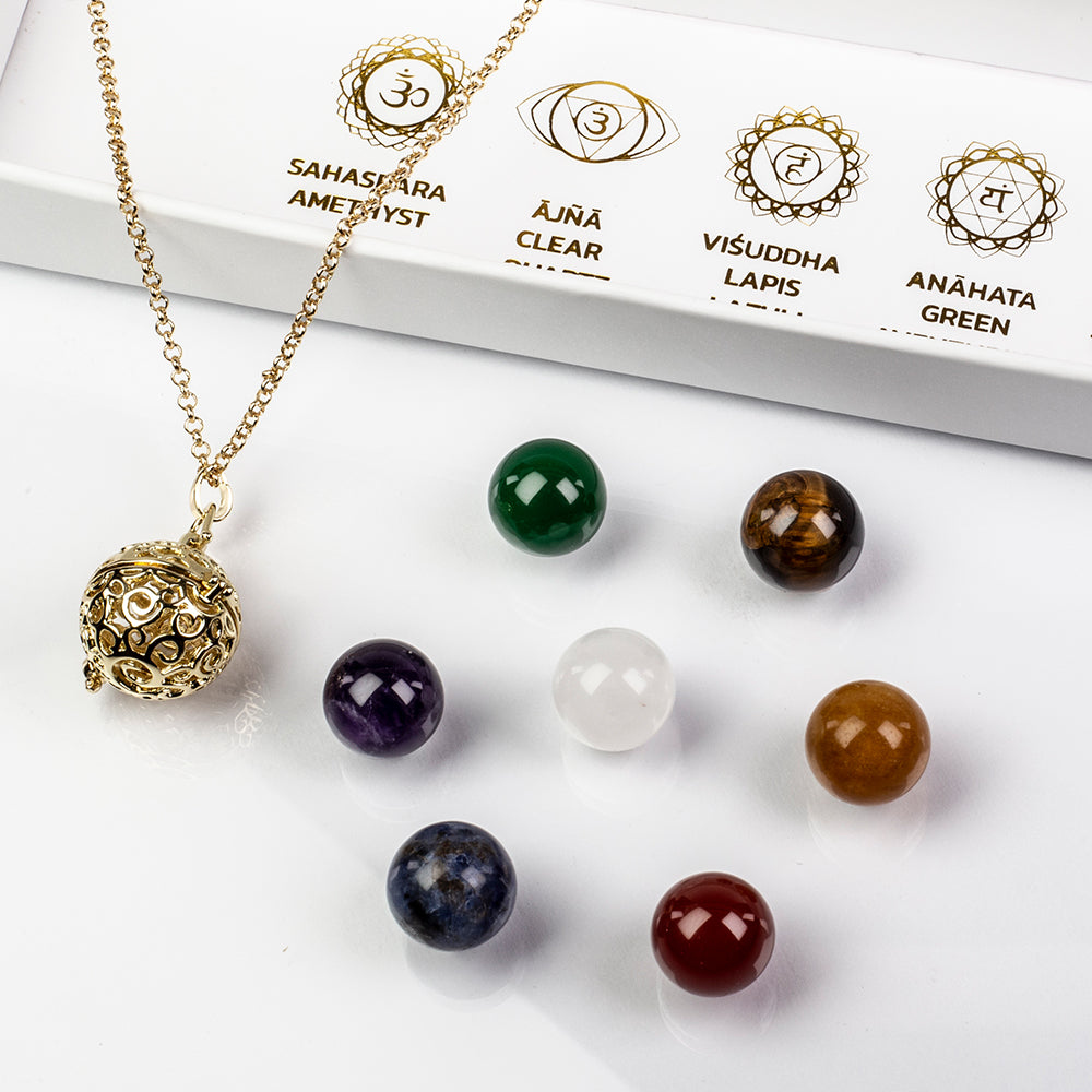 Pozlacená slitina - Sada s Ametystem a Lapisem Lazuli - Karátové číslo: 55.5. přibližná hmotnost: 11.1 gramů ( Náhrdelník+Přívěsek ) 3 