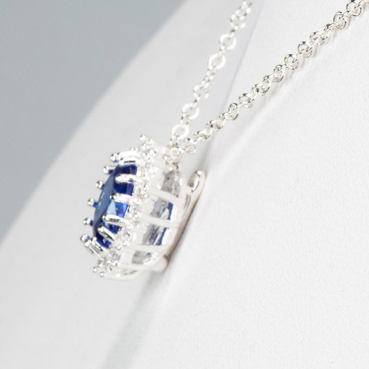 Pozlacená slitina - Sada s Modrým Emporia® Křišťálem a Bílým Emporia® Křišťálem - Karátové číslo: 5.95. přibližná hmotnost: 8 gramů ( Náhrdelník+Prsten )