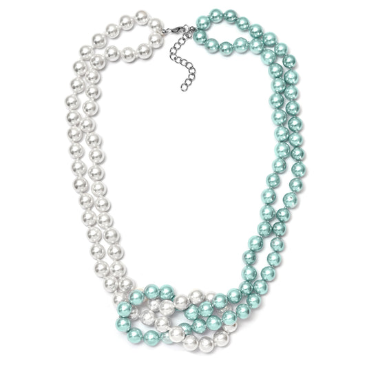 Stříbro 925/1000 - Náhrdelník s Bílou Sladkovodní Perlou a se Zelenou Perlou - Karátové číslo: 473.28. přibližná hmotnost: 95.86 gramů