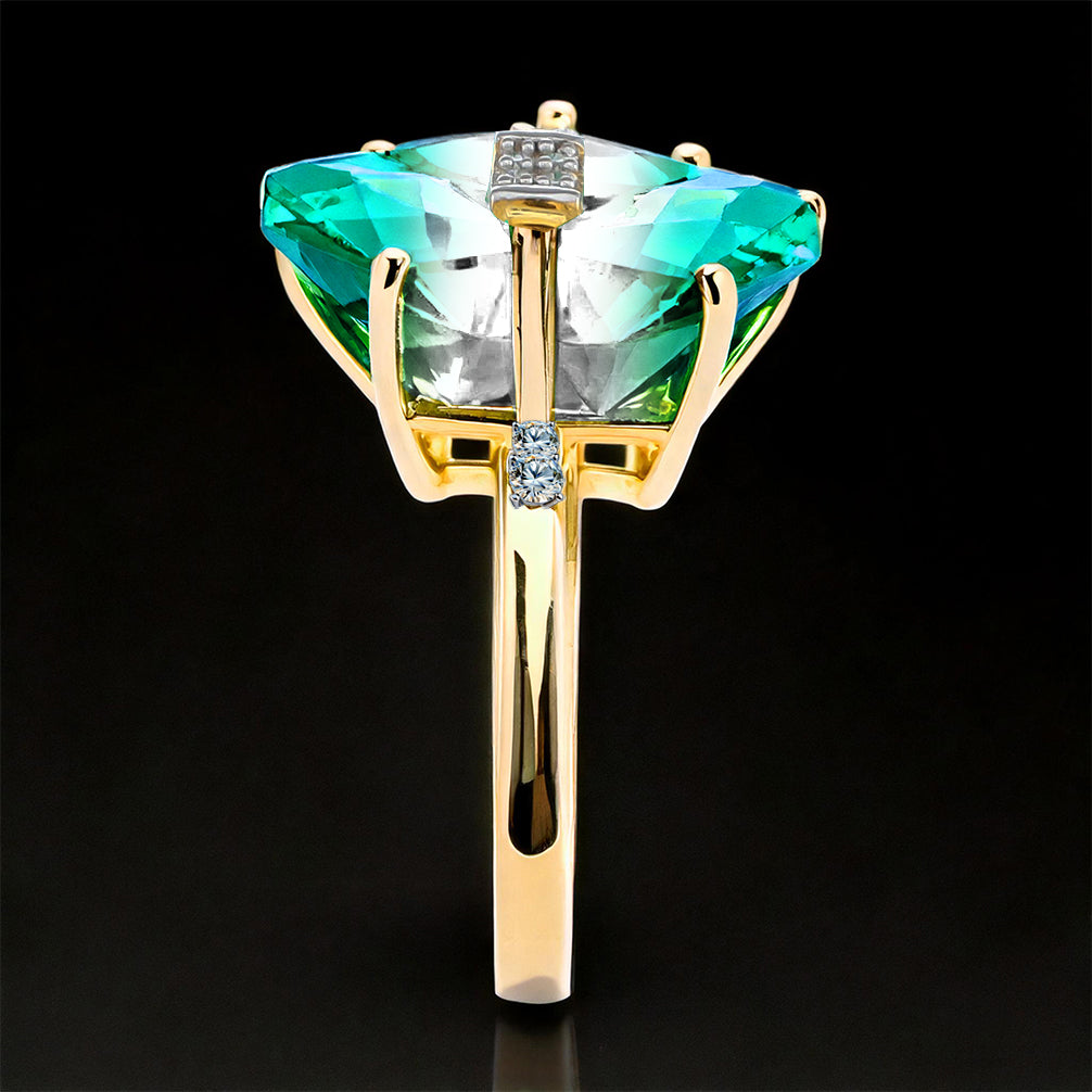 Pozlacený Stříbrný Prsten se Zeleným Onyxem a Bílým Diamantem