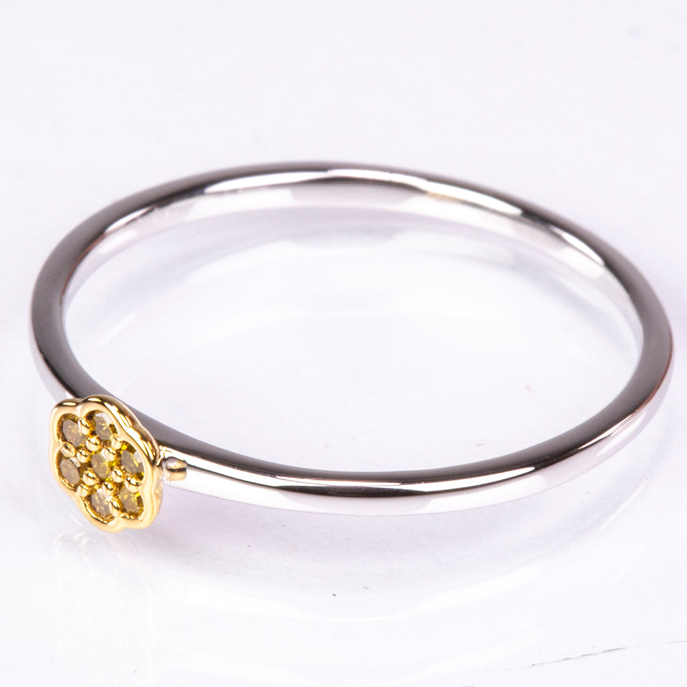 Stříbro 925/1000 - Prsten s Veronský zelený diamantem - Karátové číslo: 0.05. přibližná hmotnost: 1.03 gramů 2 