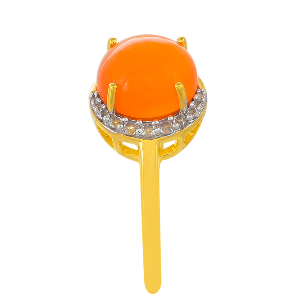 Pozlacené Stříbro 925/1000 - Prsten s Karneolem a Bílým Topazem - Karátové číslo: 2.63. přibližná hmotnost: 3.11 gramů