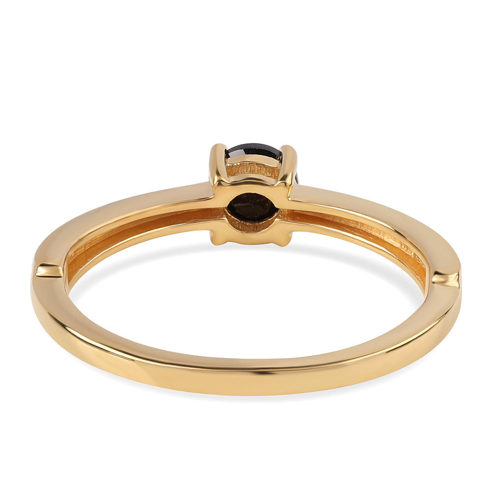 Pozlacené Stříbro 925/1000 - Prsten s Černým spinelem - Karátové číslo: 0.64. přibližná hmotnost: 2.22 gramů
