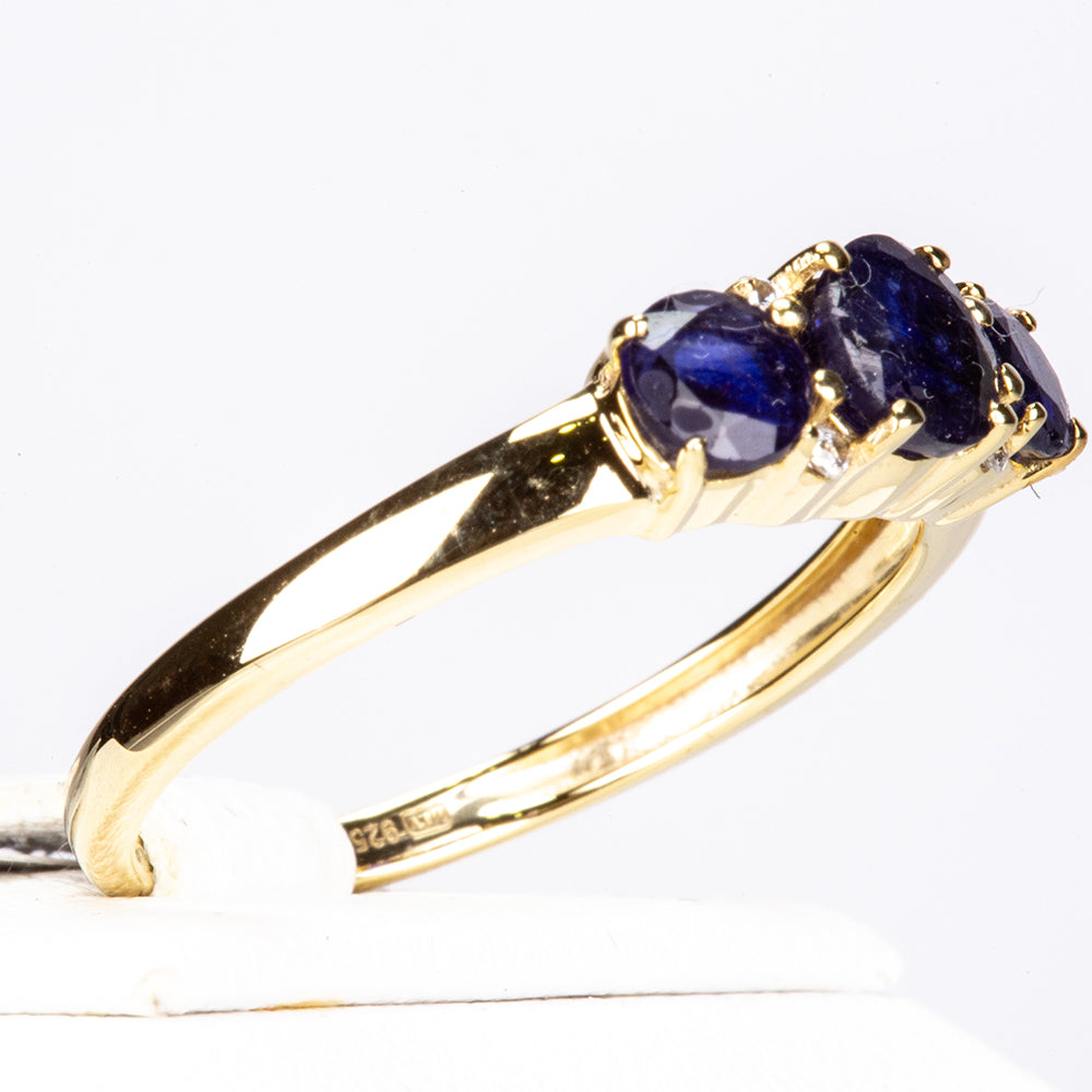 Pozlacený Stříbrný Prsten s Australským Modrým Safírem