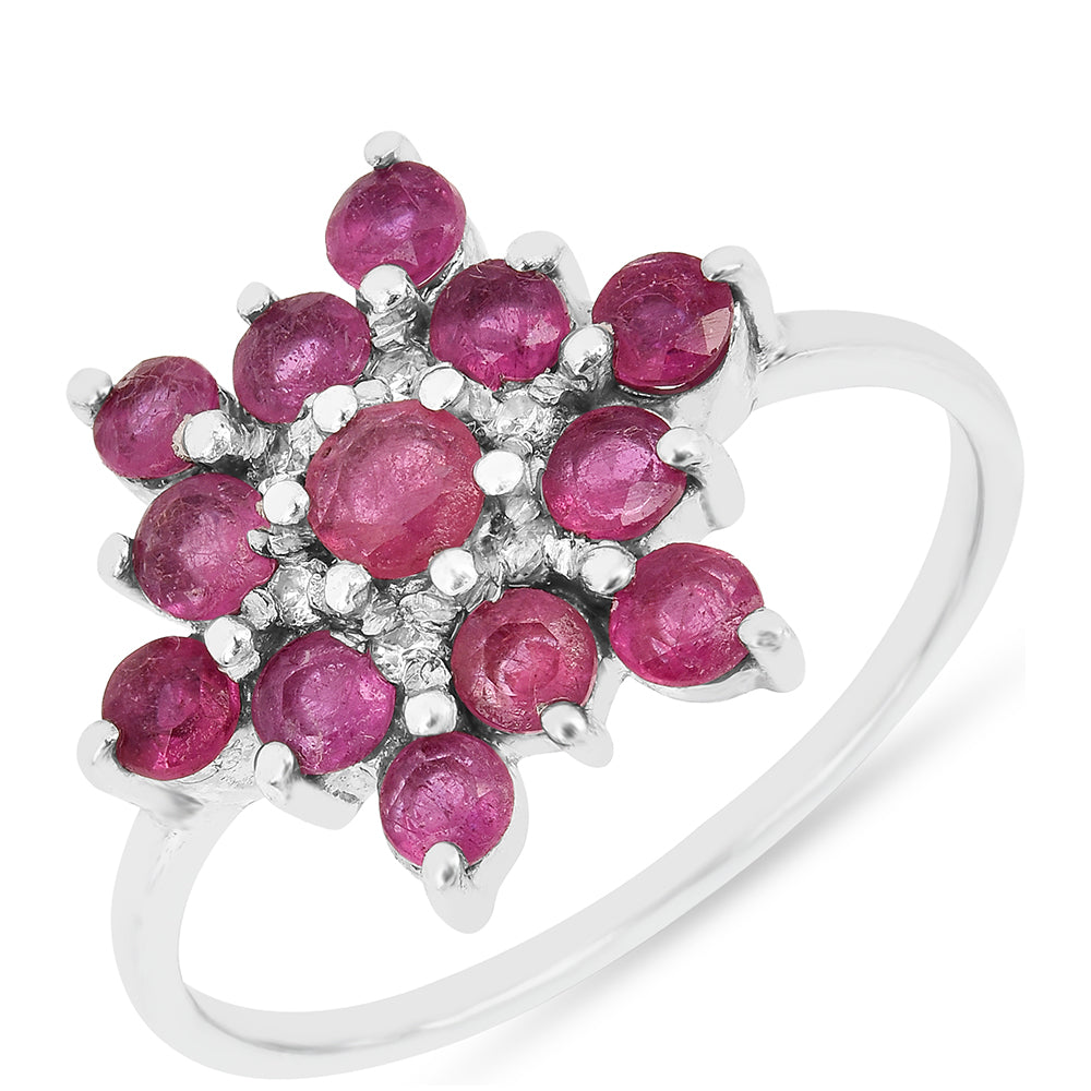 Stříbro 925/1000 - Prsten s Thajským Rubínem - Karátové číslo: 1.42. přibližná hmotnost: 2.24 gramů 1 