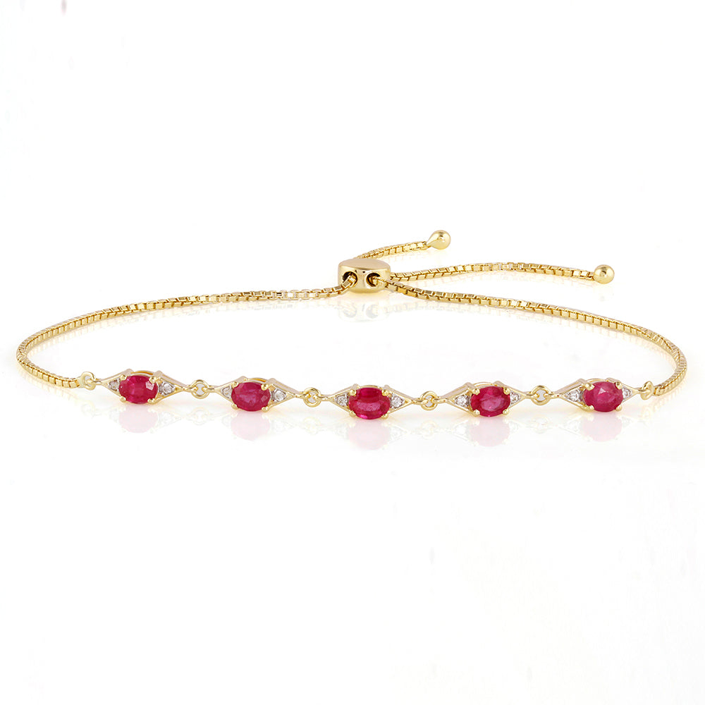 Pozlacené Stříbro 925/1000 - Náramek s Thajským Rubínem a Bílým Topazem - Karátové číslo: 1.18. přibližná hmotnost: 2.94 gramů