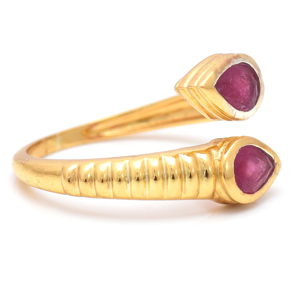 Pozlacené Stříbro 925/1000 - Prsten s Madagaskarským Rubínem - Karátové číslo: 1.13. přibližná hmotnost: 3.04 gramů