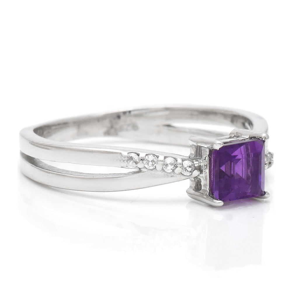 Stříbro 925/1000 - Prsten s Marockým Ametystem a Bílým Topazem - Karátové číslo: 0.88. přibližná hmotnost: 2.69 gramů 3 