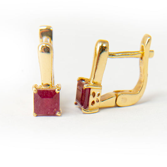 Pozlacené Stříbrné Náušnice s Madagaskarským Rubínem