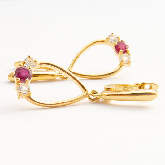 Pozlacené 925 / 1000 Sterlingové Stříbro Náušnice s Madagaskarským Rubínem