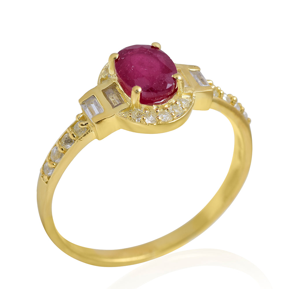 Pozlacené Stříbro 925/1000 - Prsten s Madagaskarským Rubínem a Bílým Topazem - Karátové číslo: 1.01. přibližná hmotnost: 2.4 gramů