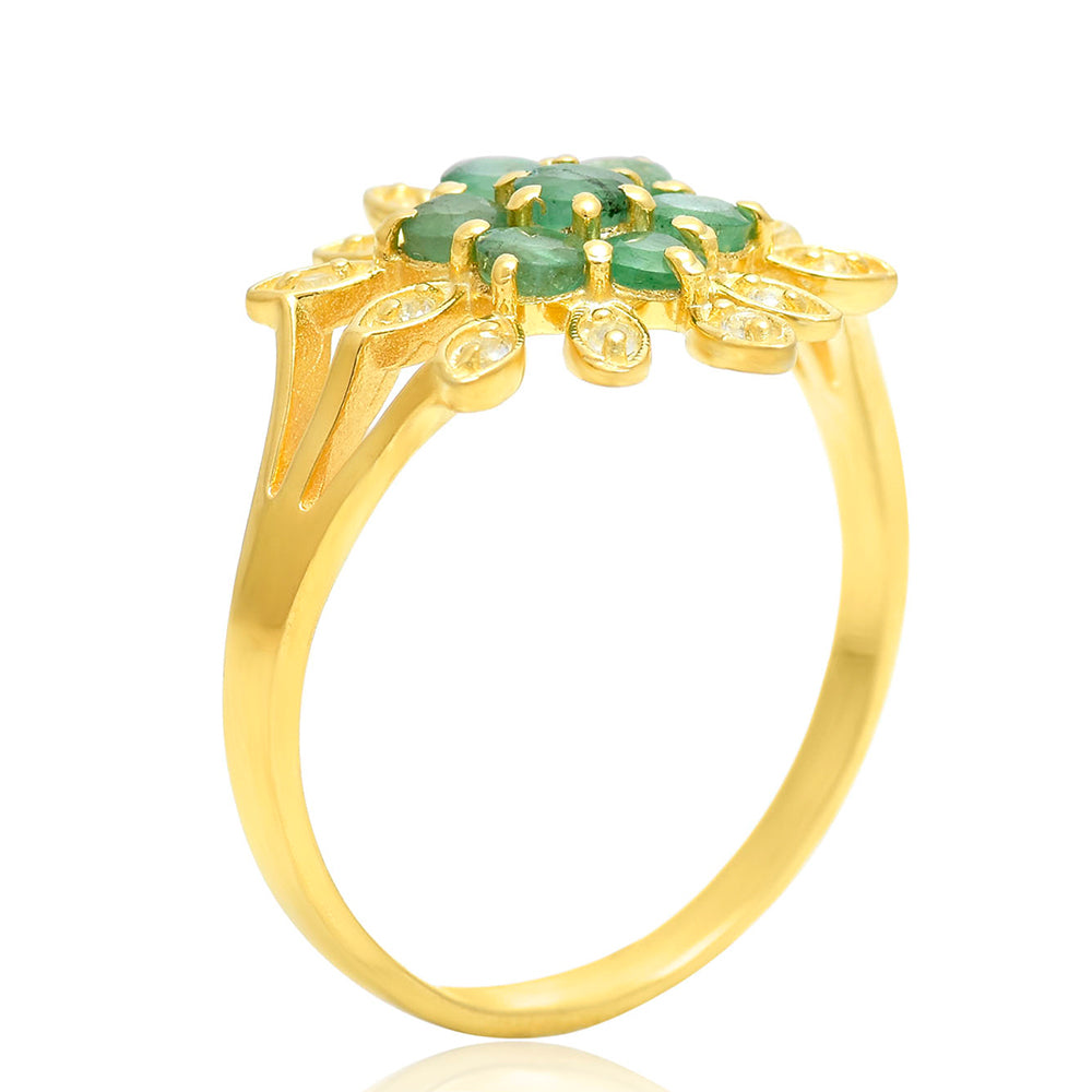 Pozlacené Stříbro 925/1000 - Prsten s Brazilským Smaragdem a Bílým Topazem - Karátové číslo: 0.81. přibližná hmotnost: 2.68 gramů 2 