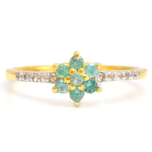 Pozlacené Stříbro 925/1000 - Prsten s Brazilským Smaragdem a Bílým Topazem - Karátové číslo: 0.29. přibližná hmotnost: 1.55 gramů