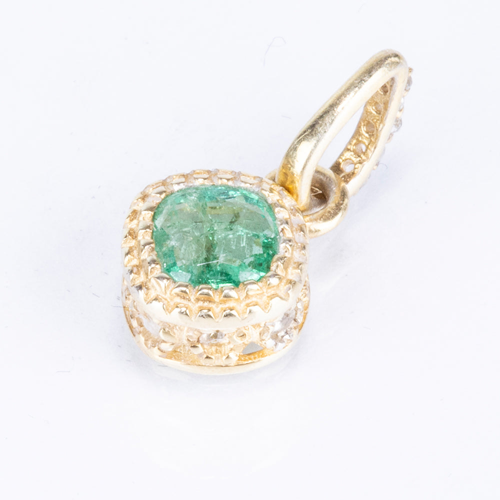 Pozlacené Stříbro 925/1000 - Přívěsek s Brazilským Smaragdem a Bílým Topazem - Karátové číslo: 0.76. přibližná hmotnost: 1.32 gramů 7 