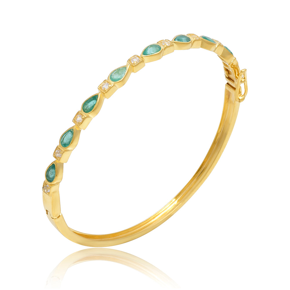 Pozlacené Stříbro 925/1000 - Náramek s Brazilským Smaragdem a Bílým Topazem - Karátové číslo: 1.6. přibližná hmotnost: 8.75 gramů