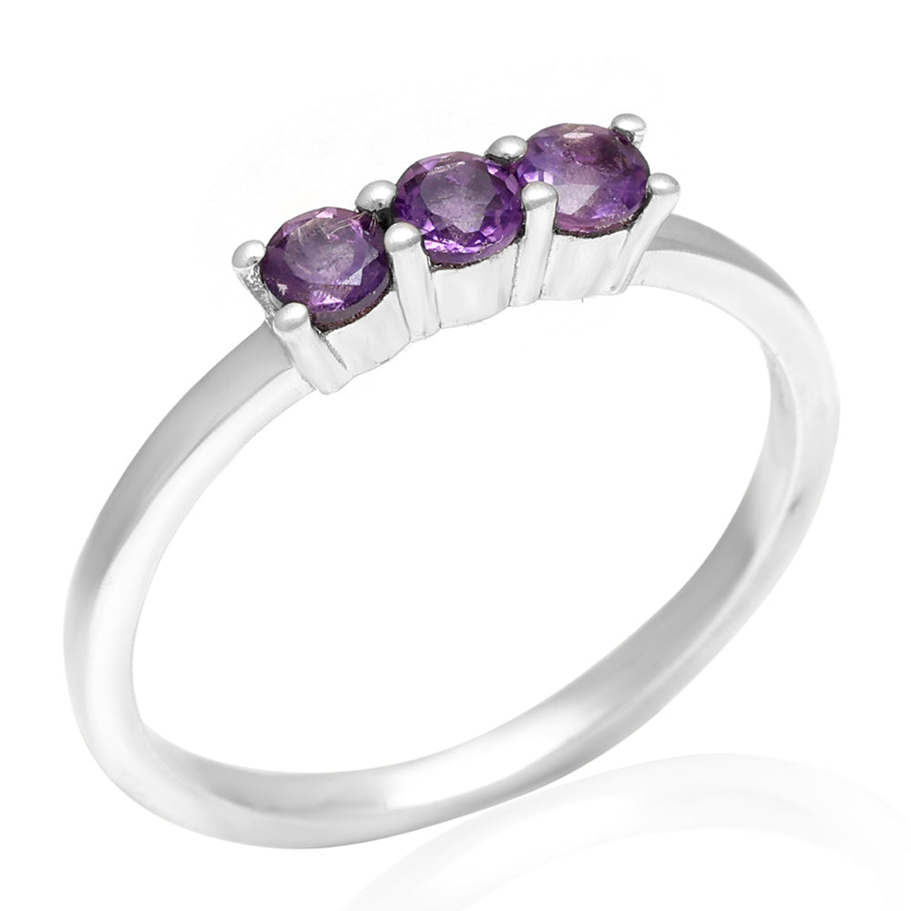 Stříbro 925/1000 - Prsten s Brazilským Ametystem - Karátové číslo: 0.35. přibližná hmotnost: 1.54 gramů