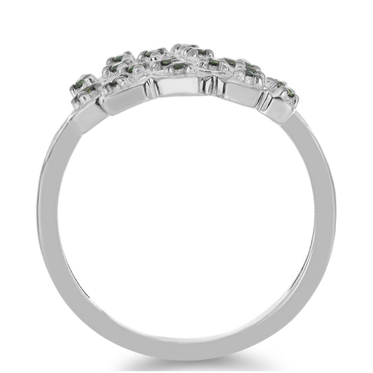 Stříbro 925/1000 - Prsten se Zeleným Diamantem - Karátové číslo: 0.16. přibližná hmotnost: 3.22 gramů