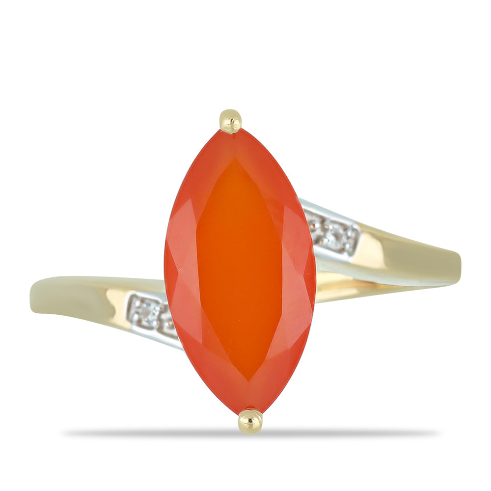 Pozlacený Stříbrný Prsten s Červeným Chalcedonem a Bílým Topazem