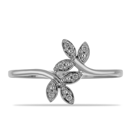 Stříbro 925/1000 - Prsten s Bílým Diamantem - Karátové číslo: 0.05. přibližná hmotnost: 2.01 gramů