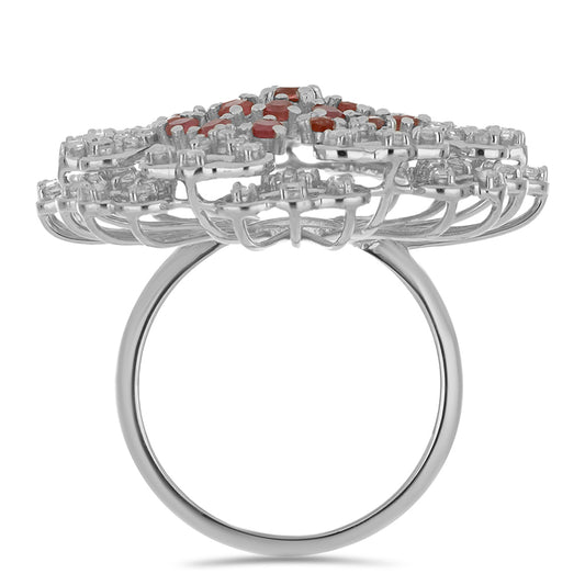 Stříbro 925/1000 - Prsten s Madagaskarským Rubínem a Bílým Topazem - Karátové číslo: 4.22. přibližná hmotnost: 8.46 gramů