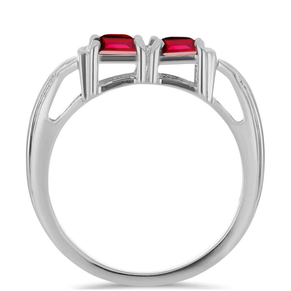 Stříbro 925/1000 - Prsten s Bartonským Granátem a Bílým Topazem - Karátové číslo: 2.14. přibližná hmotnost: 3.71 gramů