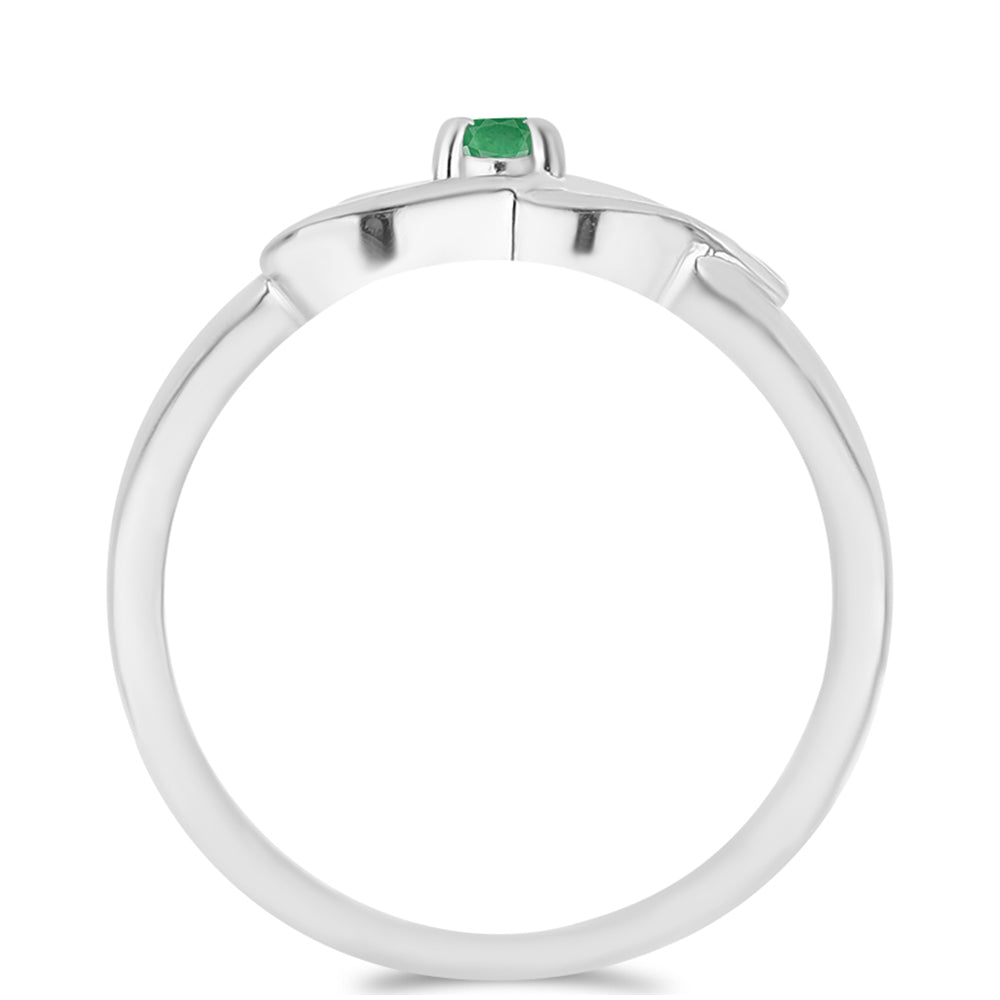 Stříbro 925/1000 - Prsten s Brazilským Smaragdem - Karátové číslo: 0.11. přibližná hmotnost: 2.33 gramů