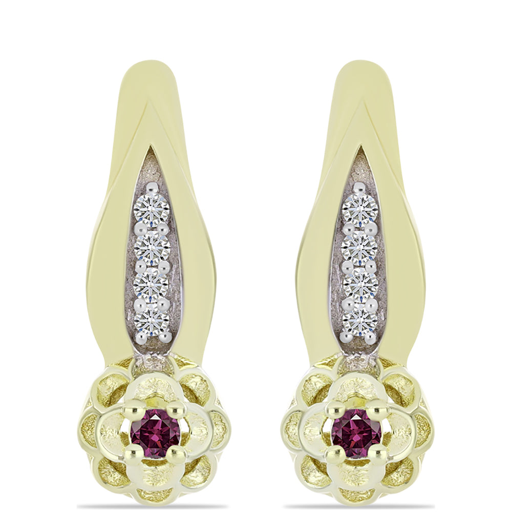 Pozlacené Stříbro 925/1000 - Náušnice s Purpurovým Diamantem a Bílým Diamantem - Karátové číslo: 0.13. přibližná hmotnost: 3.44 gramů