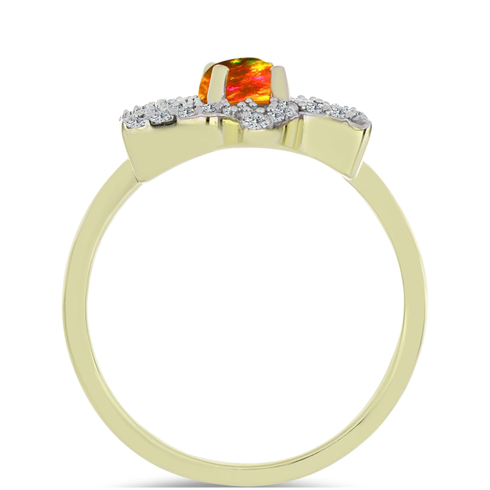 Pozlacené Stříbro 925/1000 - Prsten s Americkým Ohnivým Opálem a Bílým Topazem - Karátové číslo: 0.81. přibližná hmotnost: 3.36 gramů