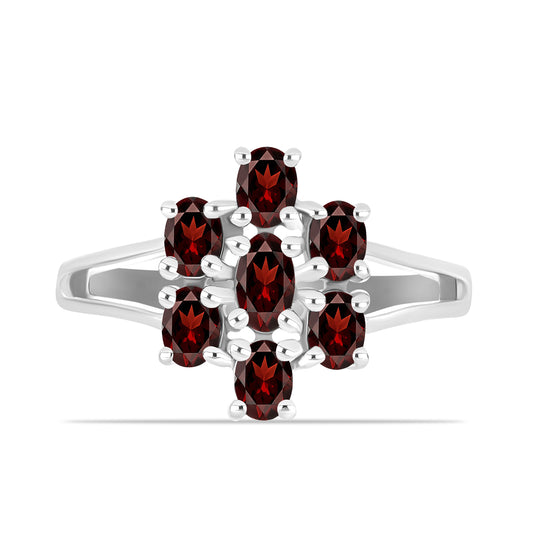 Stříbrný Prsten s Bartonským Granátem