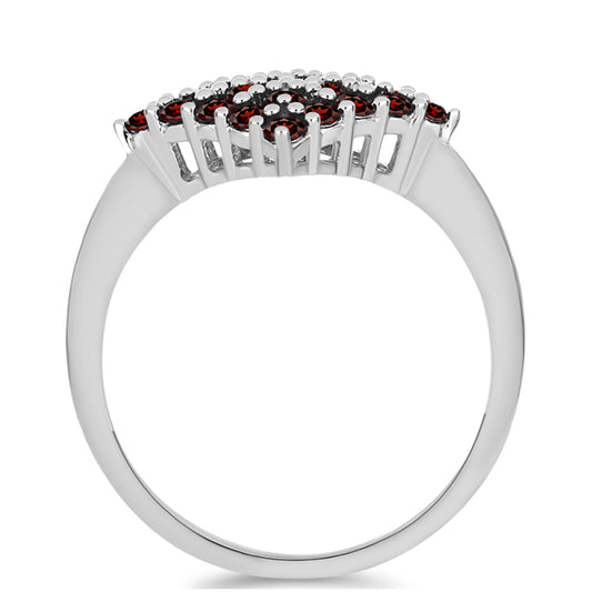 Stříbro 925/1000 - Prsten s Bartonským Granátem - Karátové číslo: 1.13. přibližná hmotnost: 3.13 gramů