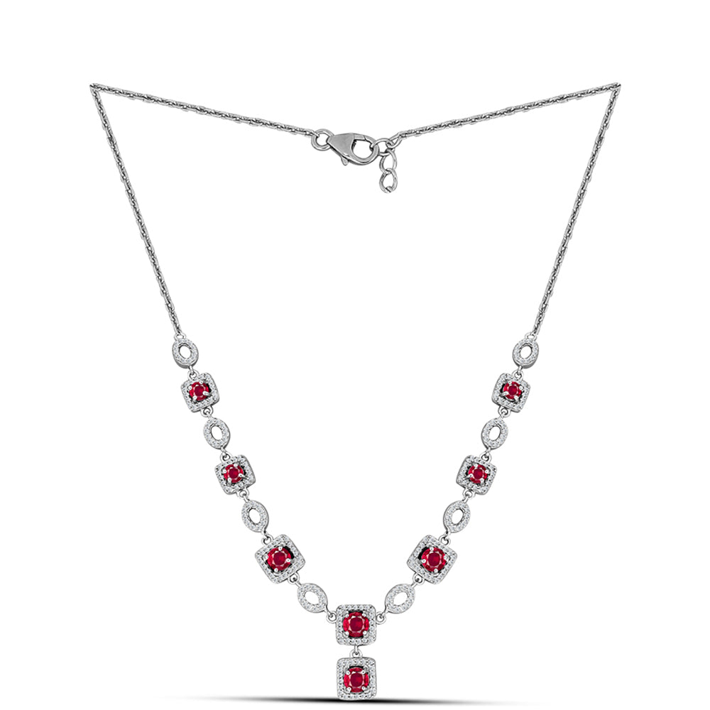 Stříbro 925/1000 - Náhrdelník s Madagaskarským Rubínem a Bílým Topazem - Karátové číslo: 6.06. přibližná hmotnost: 12.7 gramů