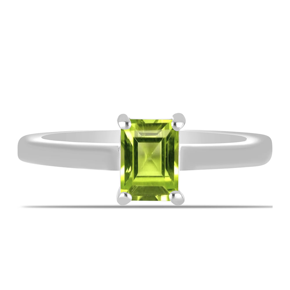 Stříbro 925/1000 - Prsten s Čchang-pajským Peridotem - Karátové číslo: 1.02. přibližná hmotnost: 2.91 gramů 1 