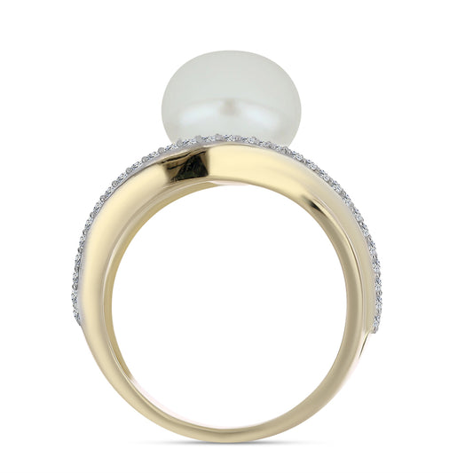 Pozlacené Stříbro 925/1000 - Prsten s Bílou Sladkovodní Perlou a Bílým Topazem - Karátové číslo: 6.52. přibližná hmotnost: 5.88 gramů