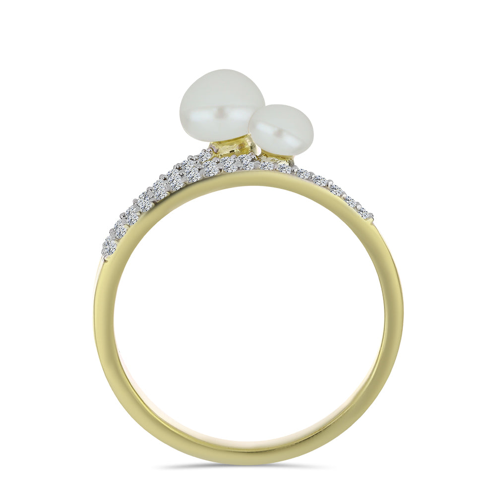 Pozlacené Stříbro 925/1000 - Prsten s Bílou Sladkovodní Perlou a Bílým Topazem - Karátové číslo: 2.36. přibližná hmotnost: 3.36 gramů