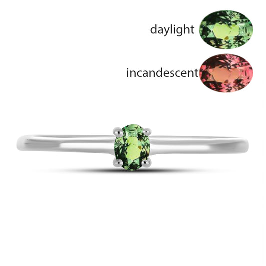 Stříbro 925/1000 - Prsten s Přírodním Alexandritem - Karátové číslo: 0.2. přibližná hmotnost: 1.58 gramů