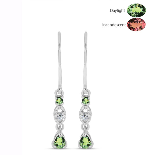 Stříbro 925/1000 - Náušnice s Přírodním Alexandritem a Bílým Topazem - Karátové číslo: 0.46. přibližná hmotnost: 1.84 gramů