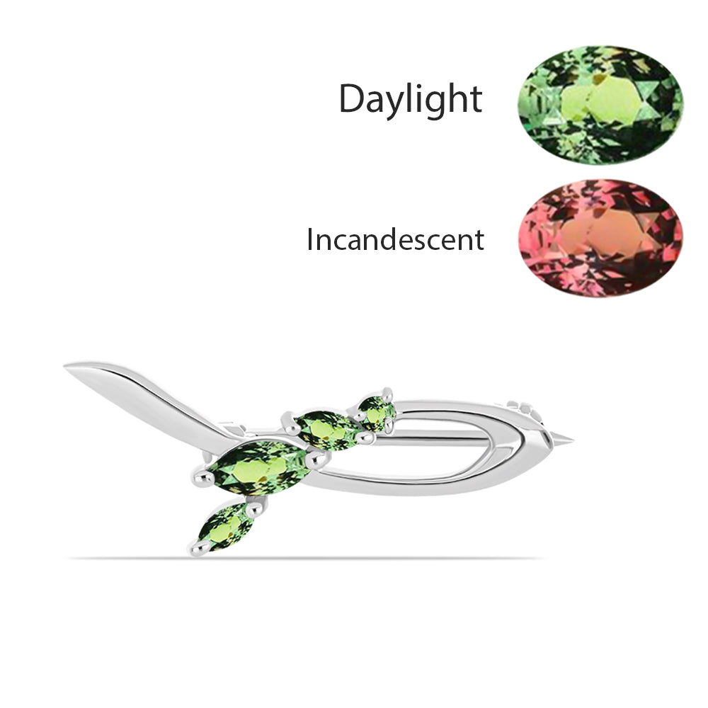 Stříbro 925/1000 - Brož s Přírodním Alexandritem - Karátové číslo: 0.45. přibližná hmotnost: 1.81 gramů