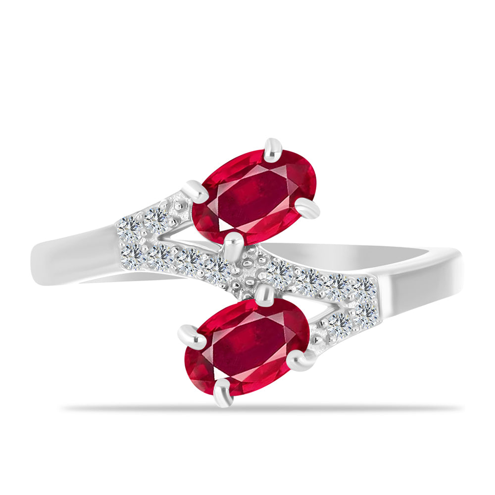 Stříbro 925/1000 - Prsten s Madagaskarským Rubínem a Bílým Topazem - Karátové číslo: 1.41. přibližná hmotnost: 2.8 gramů